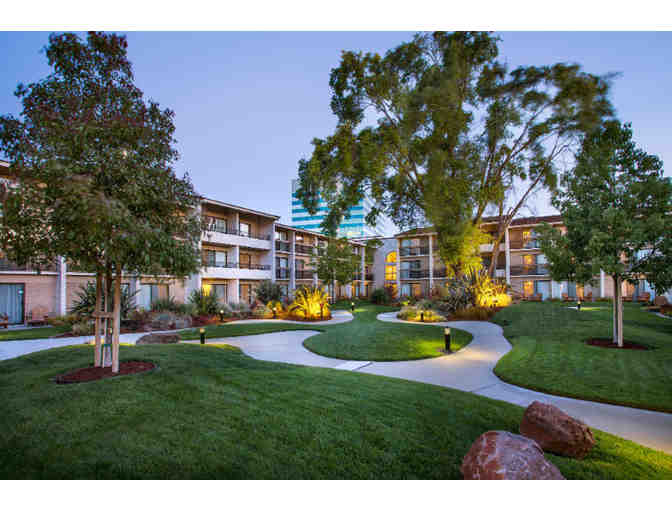 Santa Clara, CA - Marriott Santa Clara - 1 night wkend stay, self-parking, breakfast for 2