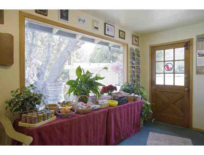 Three Rivers - Lazy J Ranch - one night stay & continental brkfst