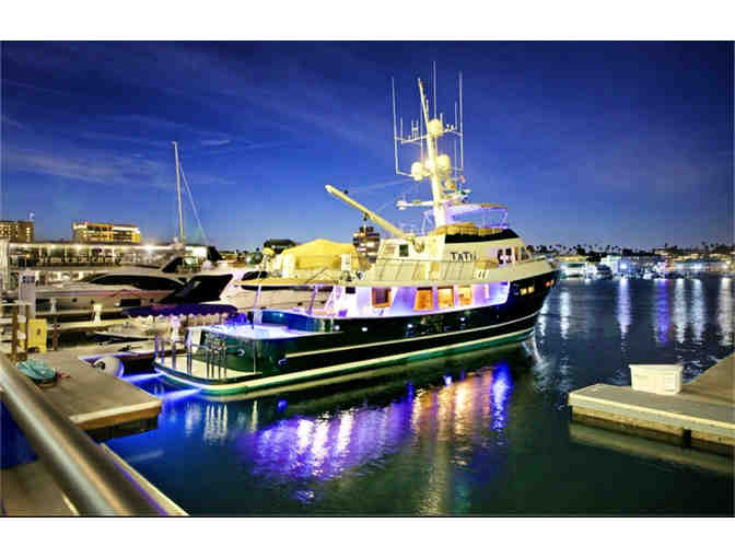 Newport Beach, CA - 4 hour Sunset Cruise for 10 w/ pizza dinner with wine and beer for all