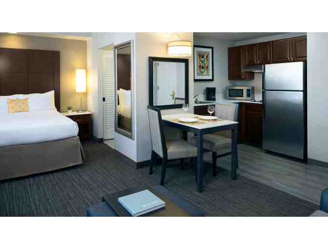 Beverly Hills, CA - Residence Inn - 1 nt in queen suite w/ breakfast & self-parking