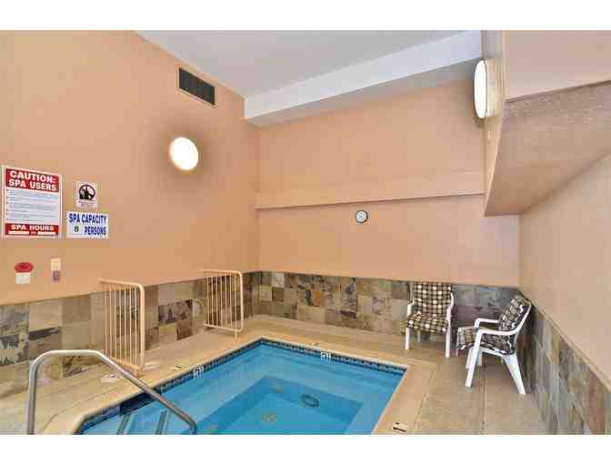 Mammoth Lakes, CA - Best Western High Sierra - 2 nts, 15% Dinner discount, Hot Brkfst