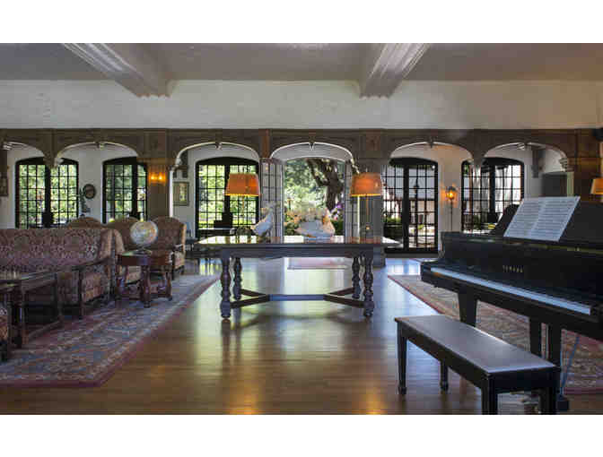 Garberville, CA - Benbow Inn - 2 night stay , $50 F&B, 18 holes of golf for 2 with cart