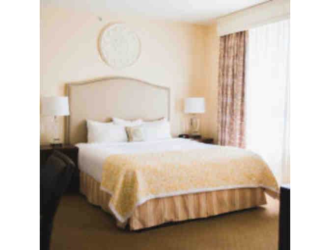 Santa Barbara, CA - Hotel Santa Barbara -  One night stay in a queen room