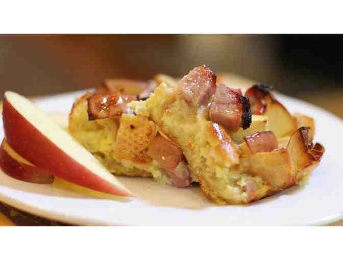 Healdsburg, CA - Camellia Inn - One night stay in Queen room w/ breakfast buffet and more