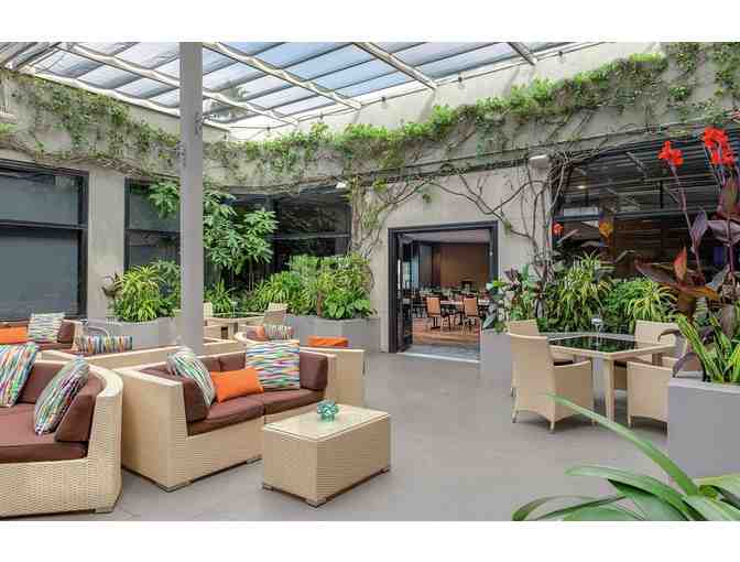 Los Angeles/Universal City - Hilton Hotel - 2 nts in deluxe room with breakfast