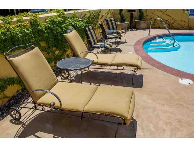 Healdsburg, CA -  Best Western Dry Creek Inn - One night stay for two in a Casa Siena room