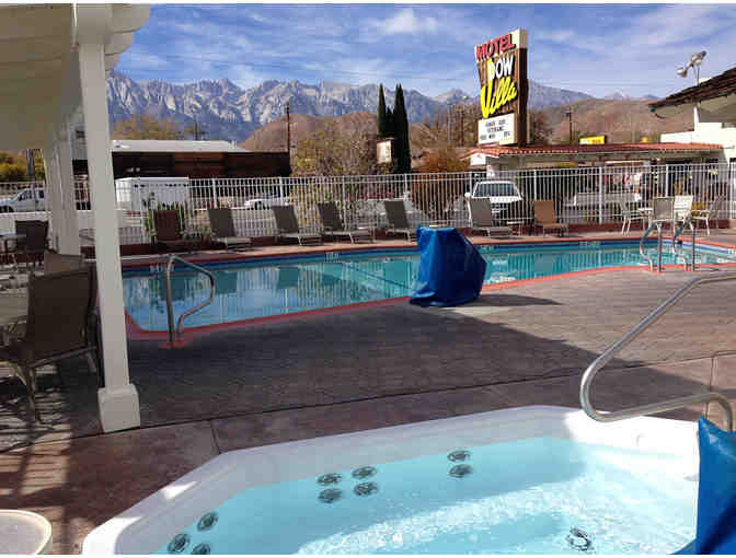Lone Pine, CA - Dow Villa Motel - One night lodging