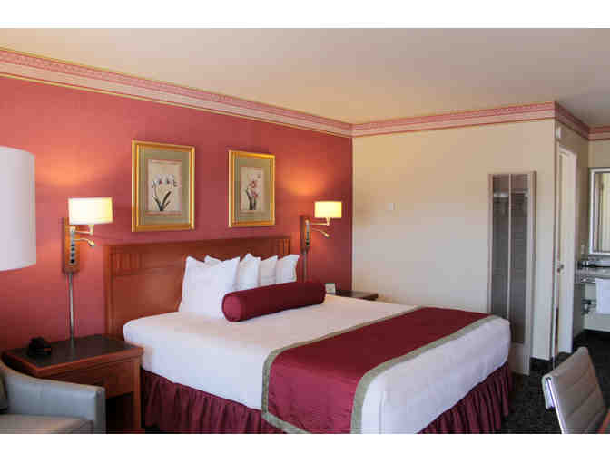 Lone Pine, CA - Dow Villa Motel - One night lodging