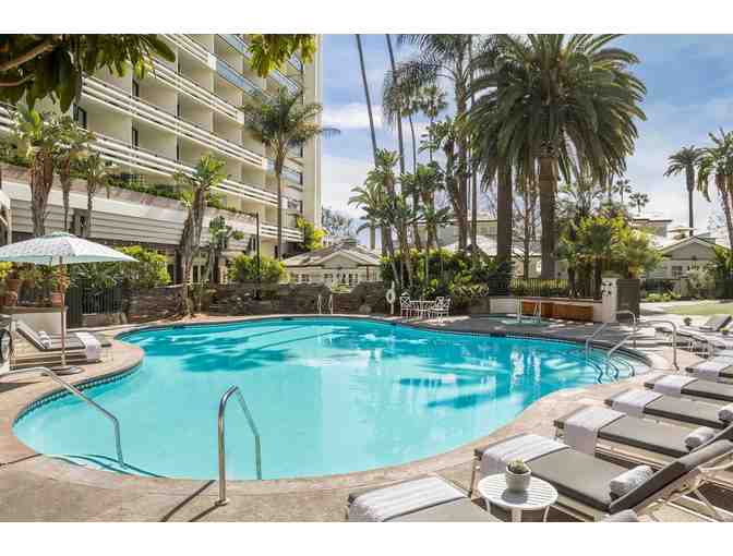 Santa Monica, CA - Fairmont Miramar Hotel & Bungalows - One night stay in Fairmont room