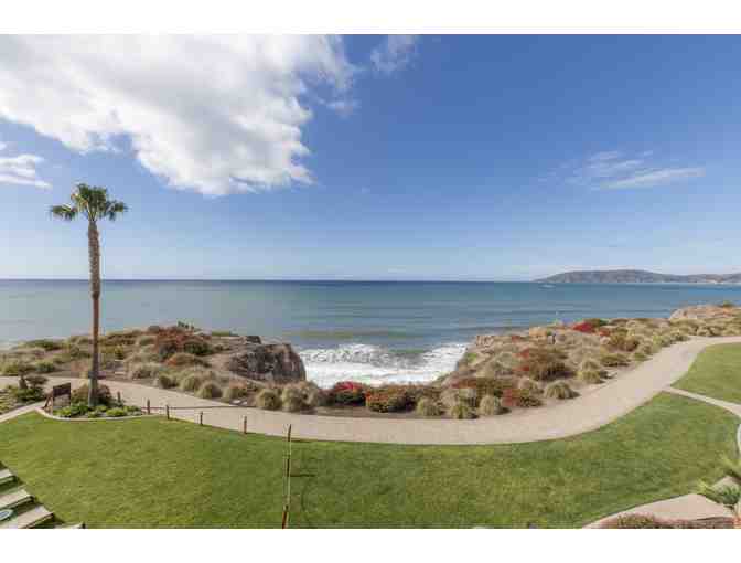 Pismo Beach, CA - Dolphin Bay Resort & Spa - 1 nt in Ocean Front Suite w/ breakfast