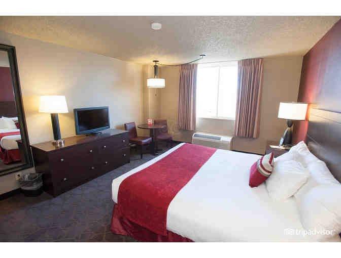 NV, Laughlin - Your choice of Aquarius, Edgewater or Colorada Belle - a two night stay