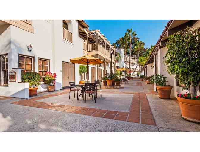 San Diego, CA - BW PLUS Hacienda Hotel - One night stay