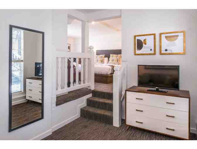 Solvang, CA - Wine Valley Inn & Cottages - 1 nt in Village Tower King Jr.Suite w/ brkfst