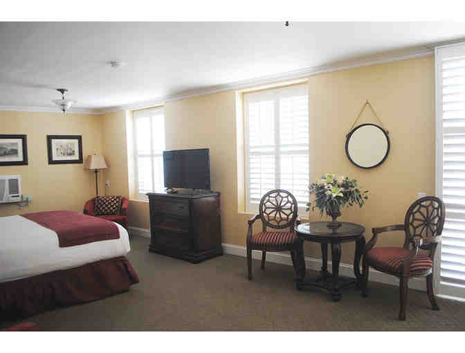 Sonora, CA - Sonora Inn - 1 nt in Deluxe King with American Breakfast