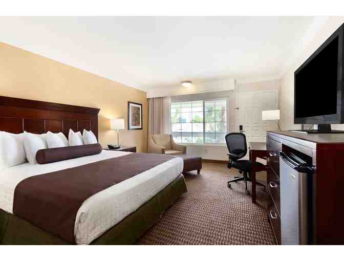 Sherman Oaks, CA - BW Plus Carriage Inn - Two nights w/ breakfast for two