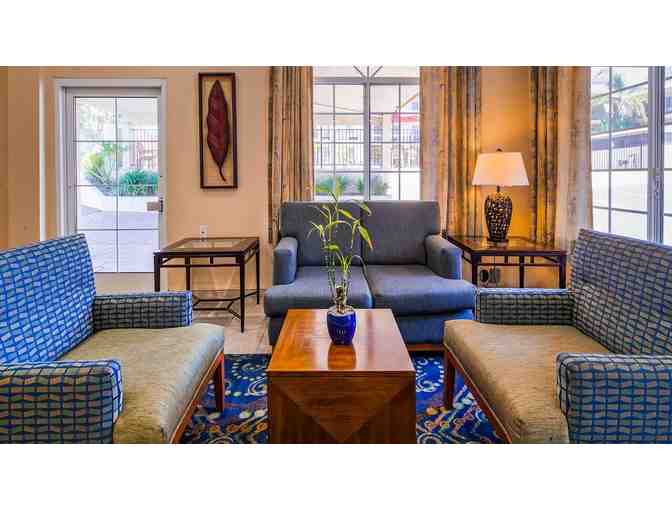 San Diego, CA - Best Western Mission Bay - One night stay & Deluxe Continental Breakfast