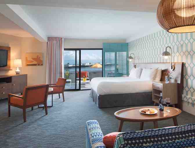 Santa Cruz, CA - Dream Inn - One night stay in deluxe ocean view room