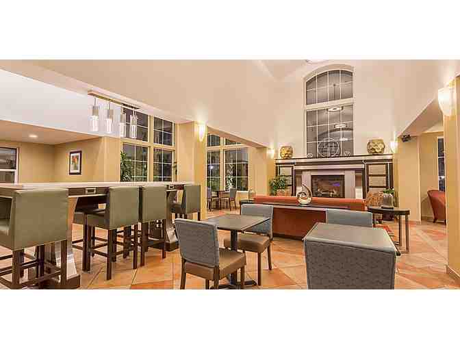 Manteca, CA - Holiday Inn Express & Suites - One night stay with continental breakfast