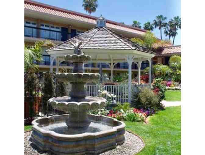 Thousand Oaks, Palm Garden Hotel - Two nights in a junior suite