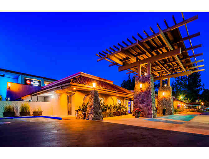 Thousand Oaks, CA - Best Western Plus Thousand Oaks Inn - Two nts in 2-room suite