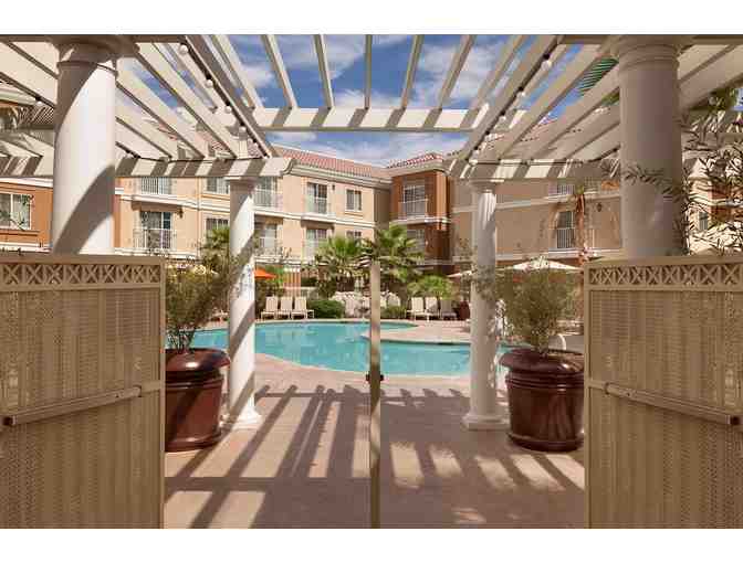 La Quinta, CA - Homewood Suites by Hilton La Quinta -One Night Stay in a Suite with Brkfst - Photo 4