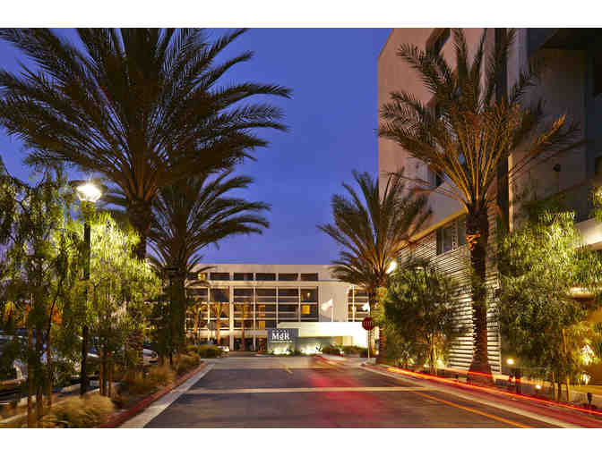 Marina Del Rey, CA - Hotel MdR - one night stay + breakfast for 2 + parking - Photo 3