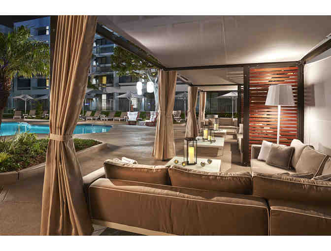 Marina Del Rey, CA - Hotel MdR - one night stay + breakfast for 2 + parking