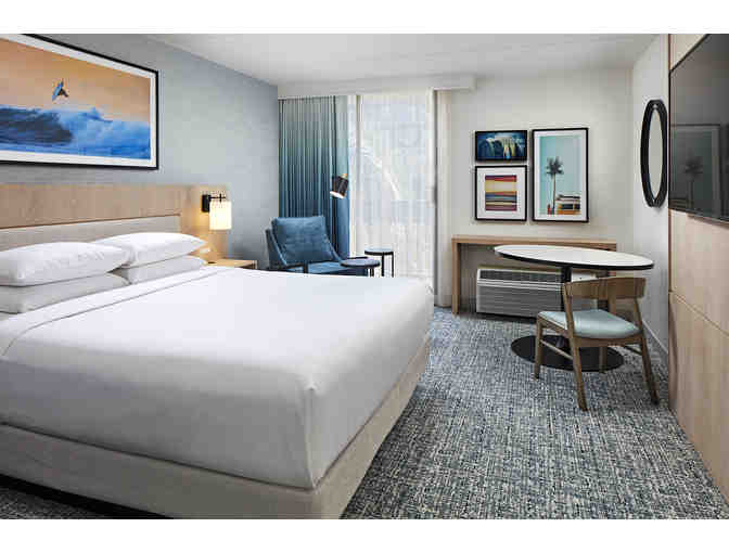 Marina Del Rey, CA - Hotel MdR - one night stay + breakfast for 2 + parking - Photo 13