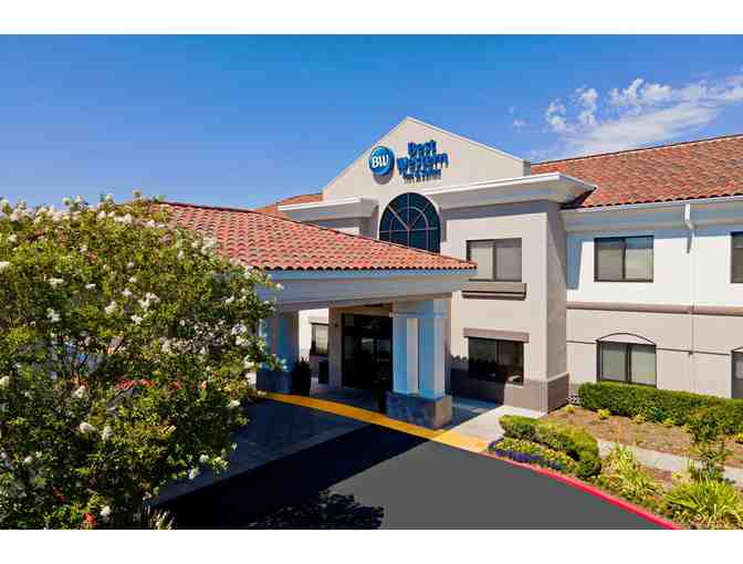 Valencia, CA - Best Westen Valencia/Six Flags Inn and Suites - One night stay