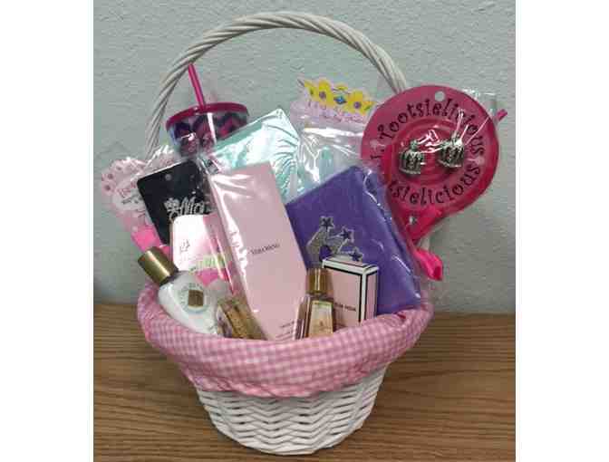 Perfume and more gift basket!