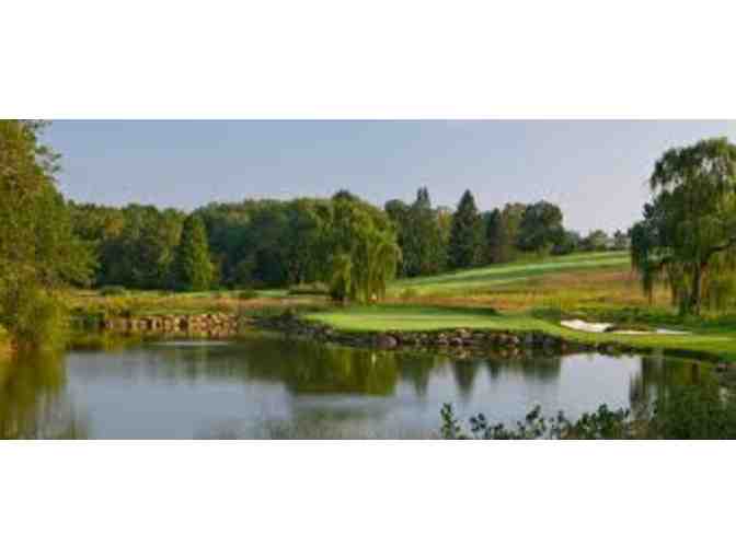 White Manor Country Club - Greens Fees for Four