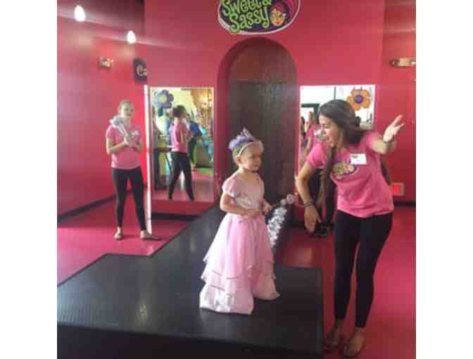 Sweet and Sassy, Collegeville - Glittery Glam Express Package