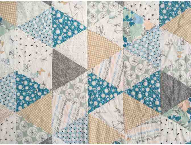 ConnieLouQuilts Etsy Shop - Toddler Quilt