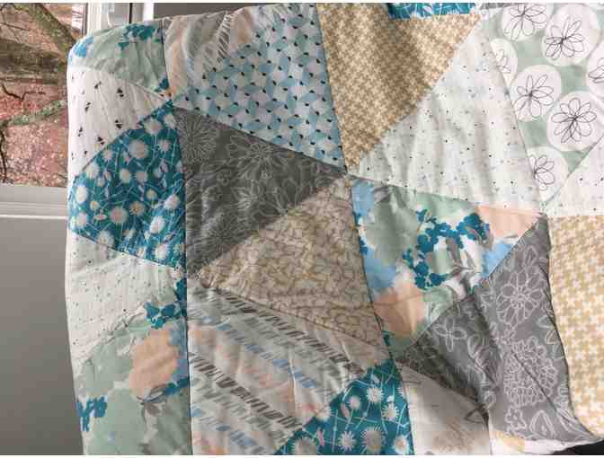 ConnieLouQuilts Etsy Shop - Toddler Quilt