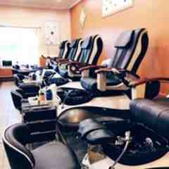 Tips and Toes Nail Spa