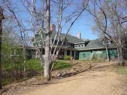 B&B for 8 on the outskirts of Hudson, WI