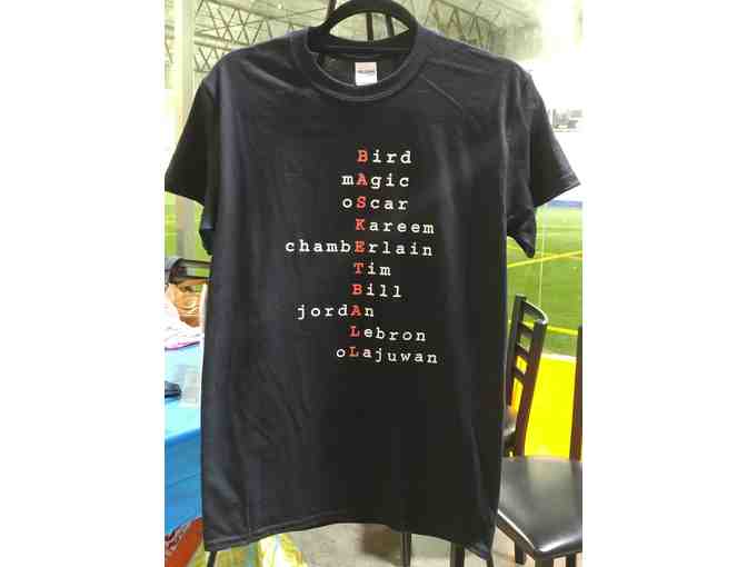 The Best of Basketball T-Shirt Youth Small - Photo 1