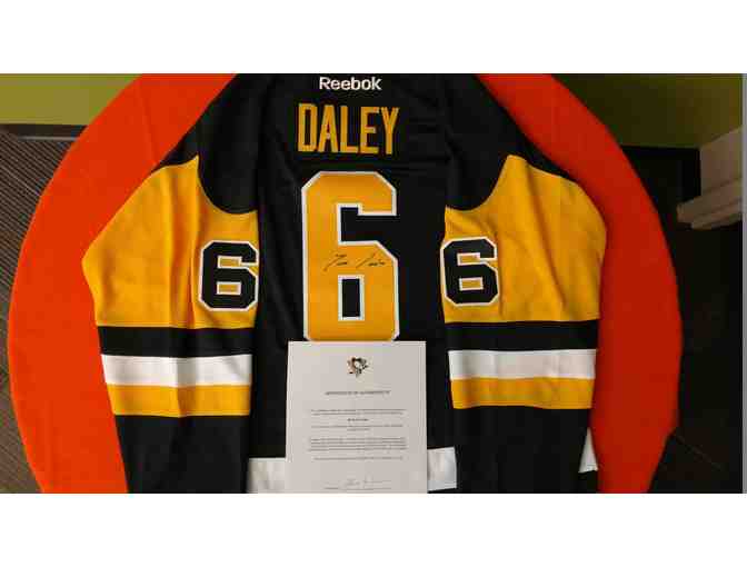 Autographed Trevor Daley Pens Jersey