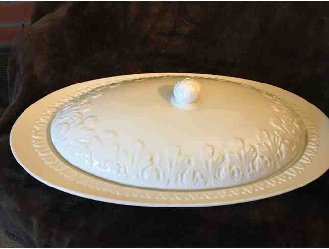 Large Ceramic Casserole with Lid - Photo 1