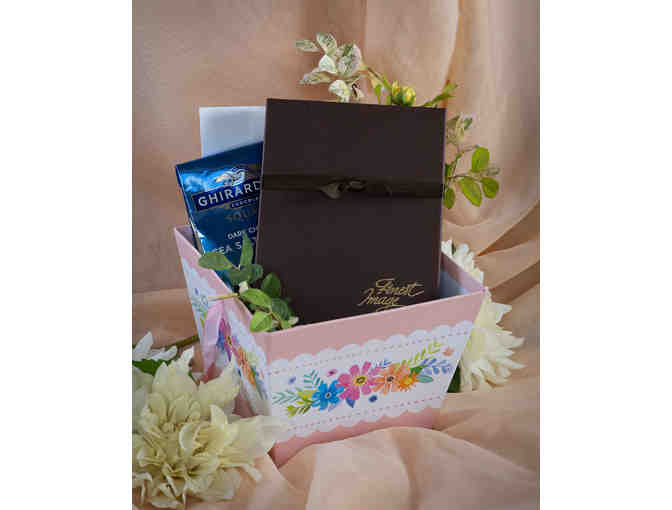 $500 Portrait Session & Order Gift Basket from Finest Image Photography