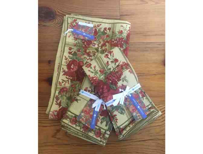 Tablecloth and Napkin Set