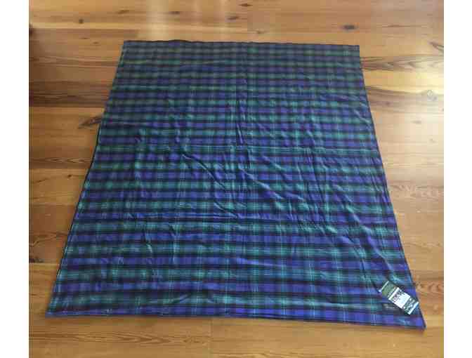 Flannel Blanket and a $25 Gift Card to Vermont Flannel Co.