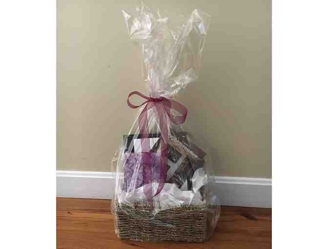 $500 Portrait Session & Gift Basket