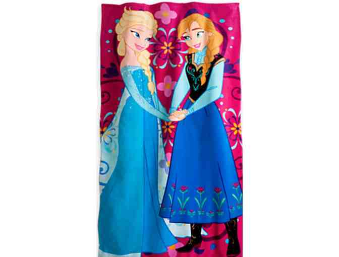 Disney's Frozen - Doll, Beach Towel, Lunch Box & More