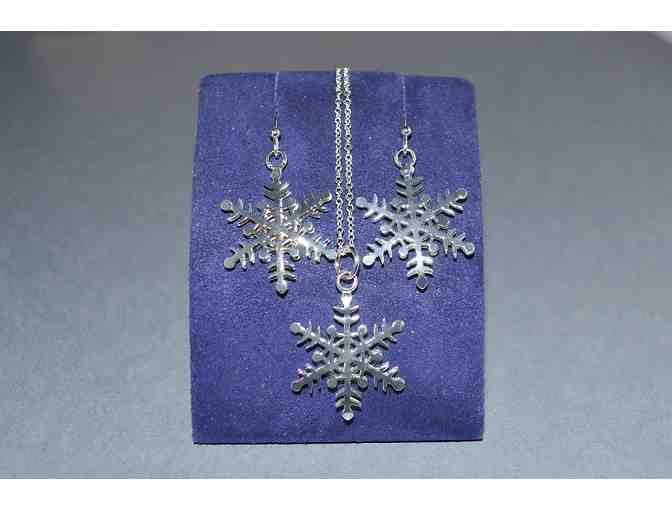 Snowflake Earring & Necklace Set