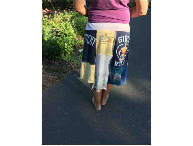 Custom-made T-shirt skirt