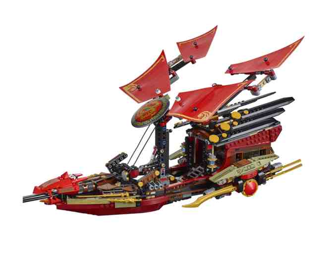 LEGO NINJAGO Final Flight of Destiny's Bounty
