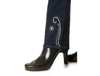 Designer J Brand Denim, styled by Camila Alves for A Pea in the Pod.