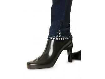 Designer Seven jeans, styled by Diane Farr for A Pea in the Pod.