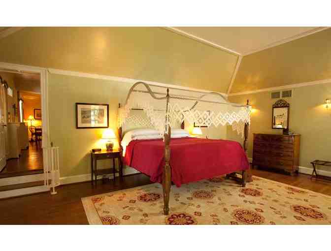 1 Night Mid-Week Stay at the Red Fox Inn - Middleburg, Virginia